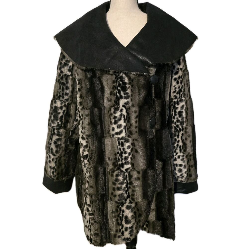 Chi by Falchi Women's Medium Reversible Black/Gray Faux leather and Fur ¾ length
